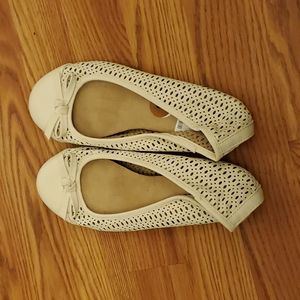 Women Breathable Flats